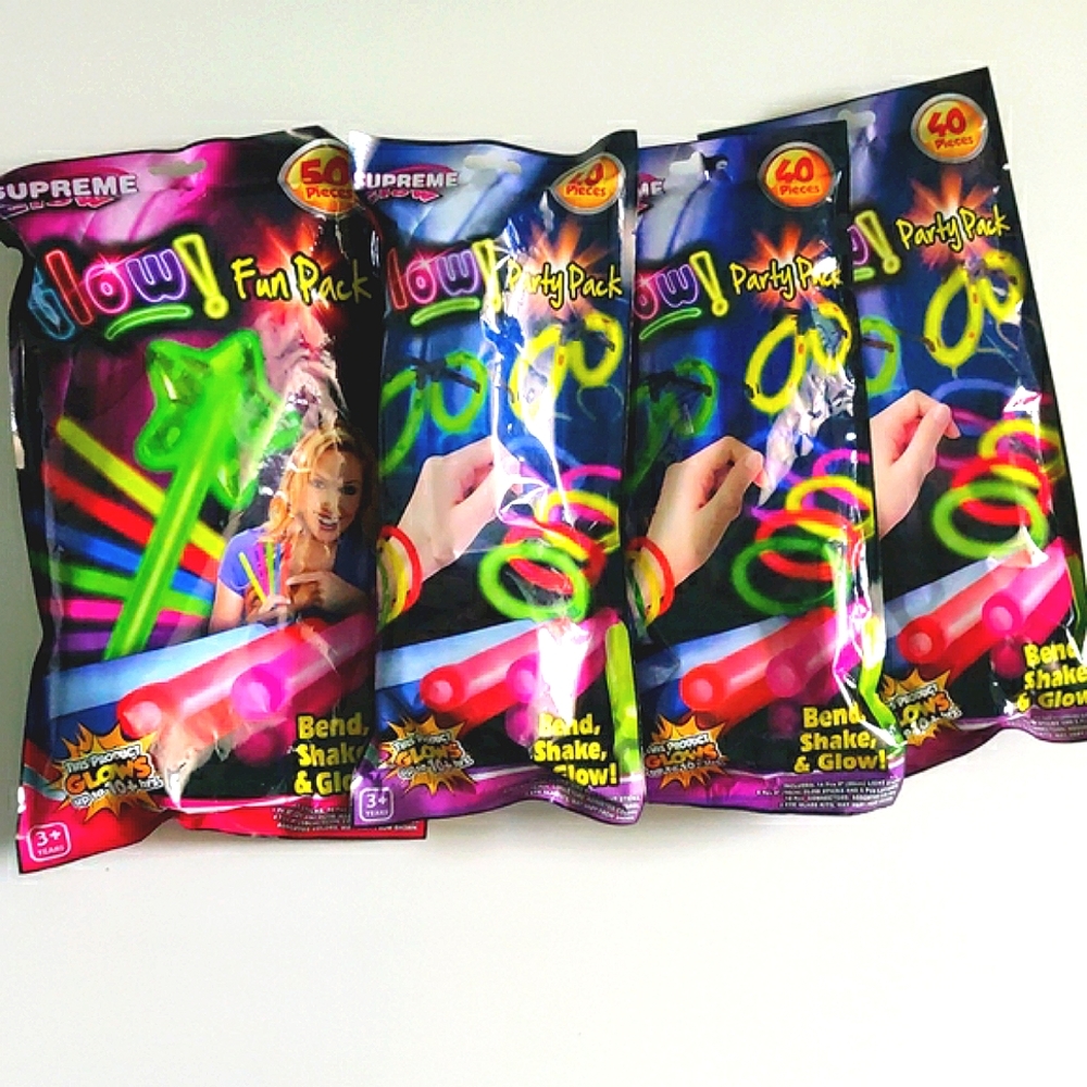 4 Packs of Glow Sticks